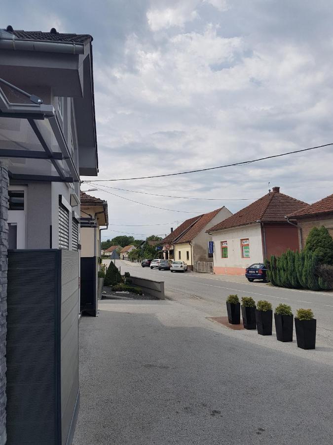 Apartments Bogdan Sveti Martin Na Muri Εξωτερικό φωτογραφία